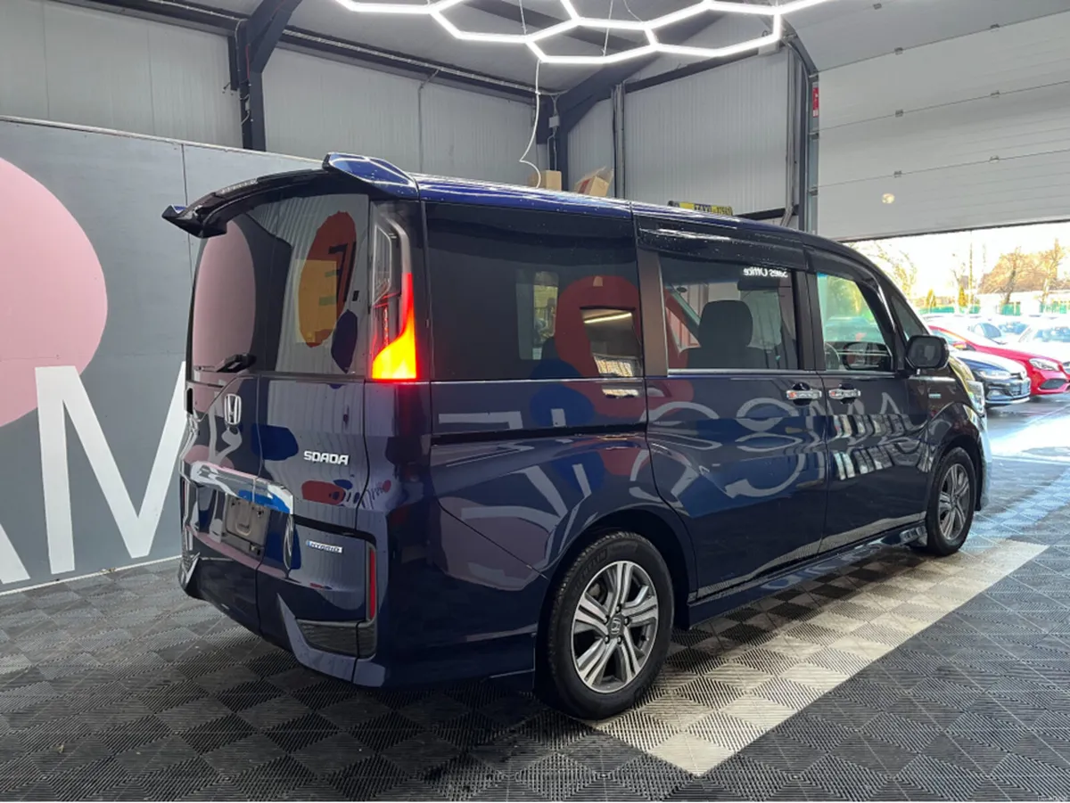 Honda Stepwagon €22950! 2017 HONDA STEPWAGON 7 SEA - Image 2