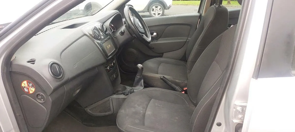 Dacia logan - Image 4