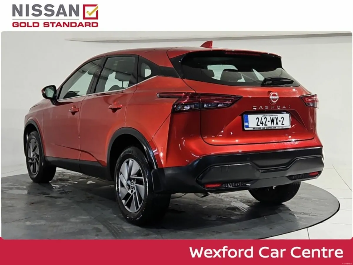 Nissan Qashqai 1.3 PET MILD HYBRID SV - Image 4