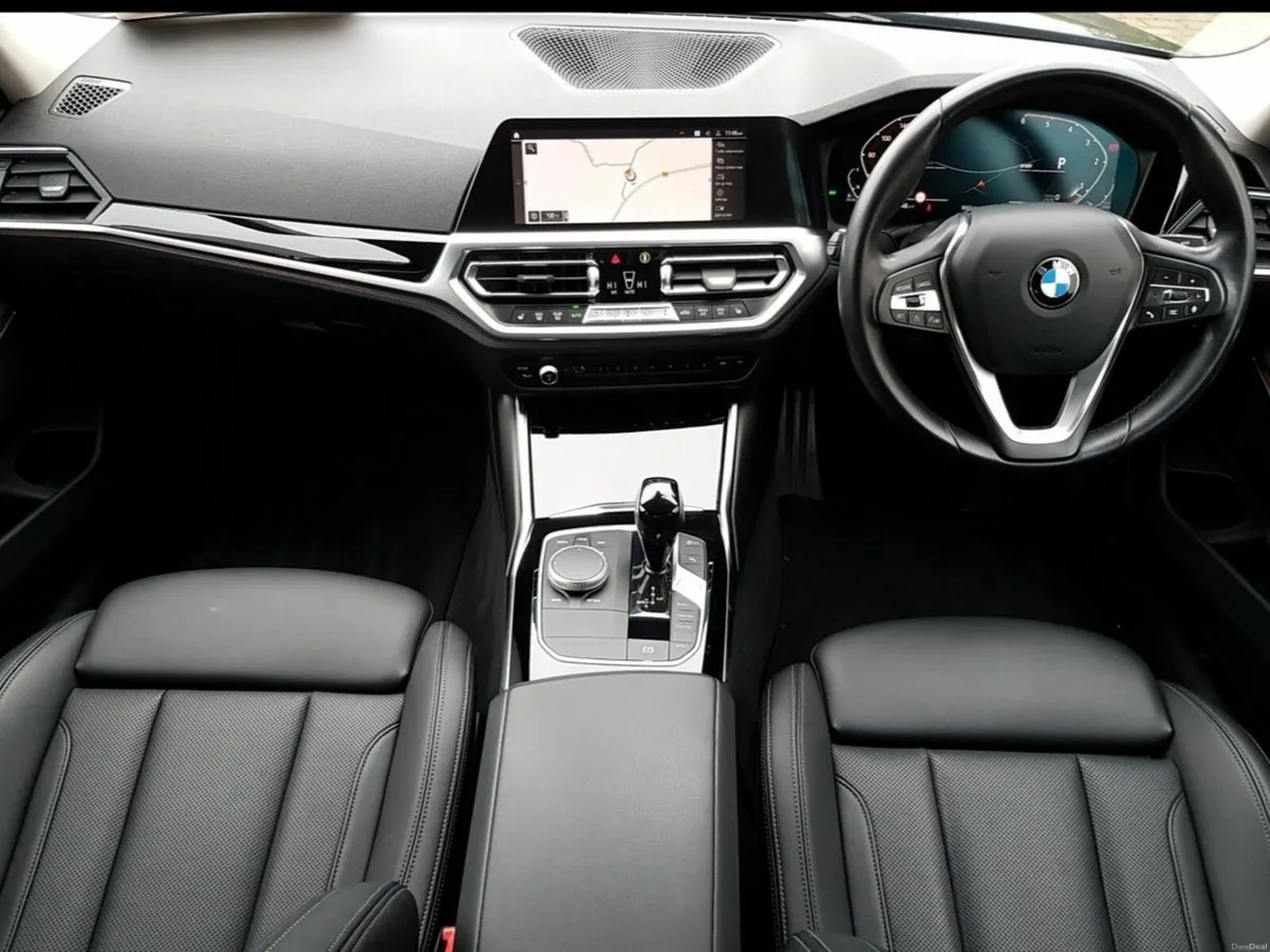 BMW 3-Series 318d SE - Image 4