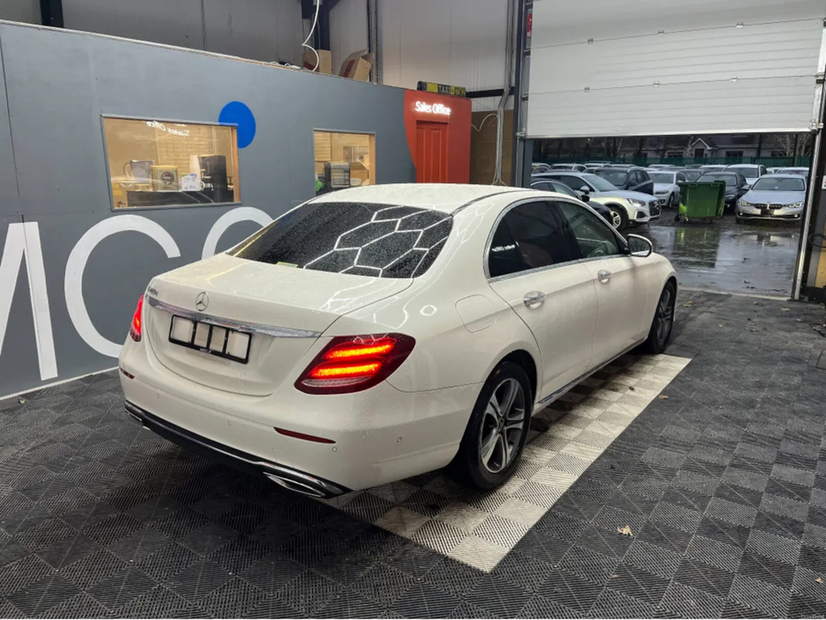 Mercedes-Benz E-Class €26950! 2018 MERCEDES-BENZ E - Image 2