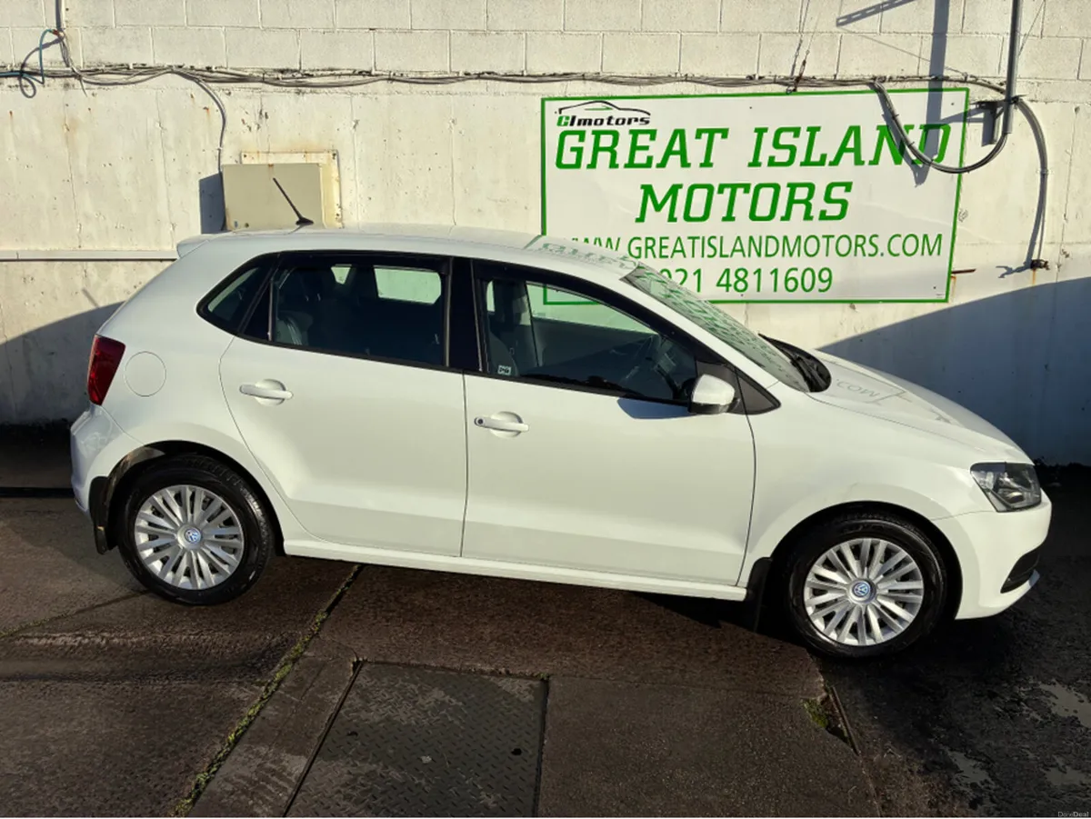 Volkswagen Polo 1.2i TSI Petrol Automatic Trendlin - Image 2