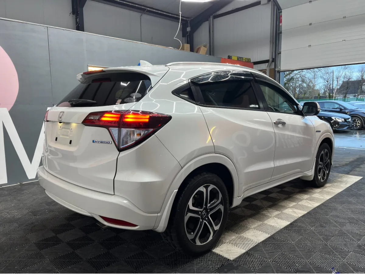 Honda Vezel €15950! 2015 HONDA VEZEL HYBRID Z 1.5 - Image 2