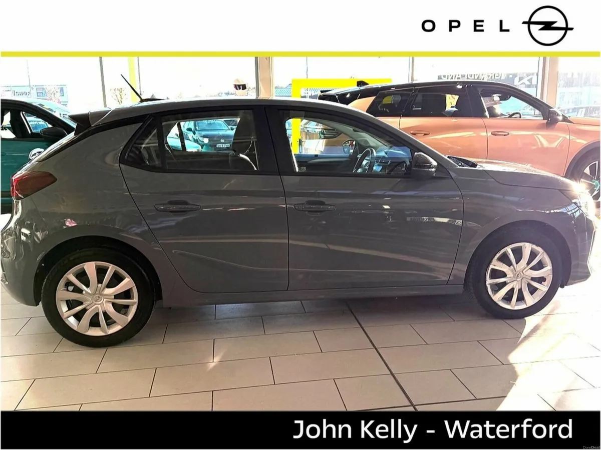 Opel Corsa SC 1.2i (75PS) S/S 5 Speed - Image 3