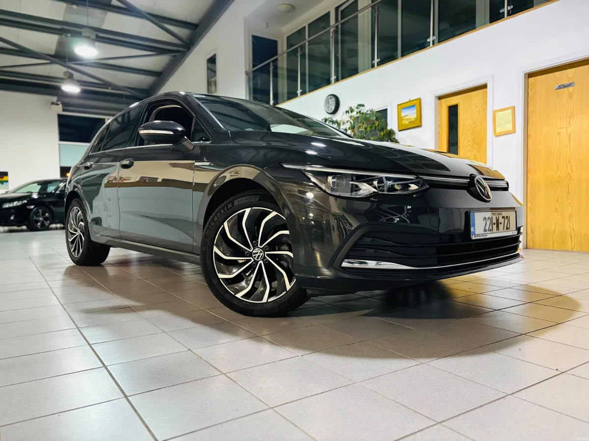 Volkswagen Golf 2022 - Image 1