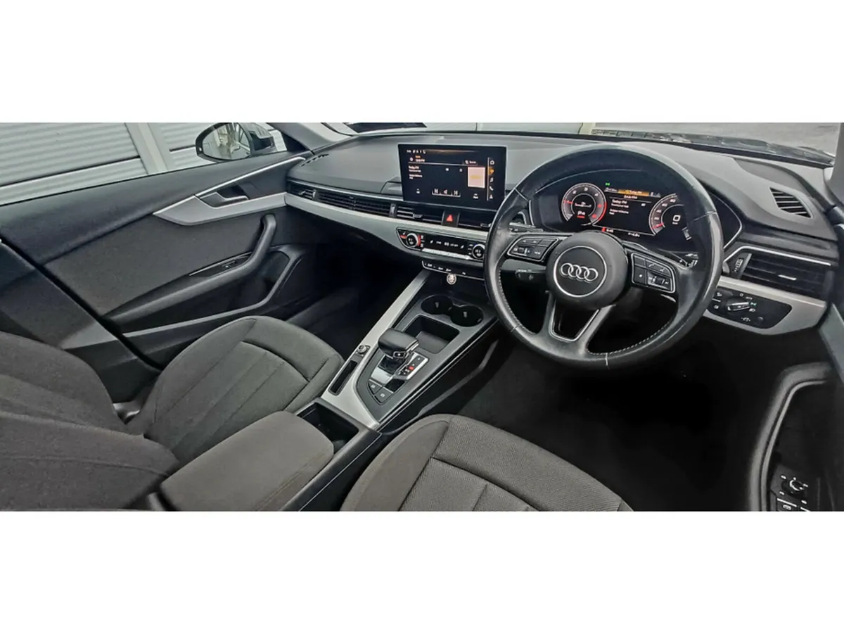 Audi A4 2.0 TDI TECHNIK 30  AUTO - Image 4