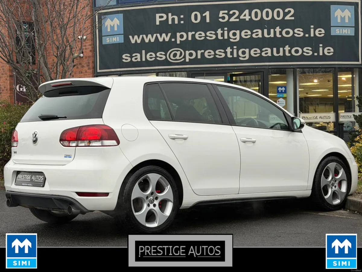 Volkswagen Golf 2.0 GTI- PETROL AUTO ONLY 48000 KL - Image 4