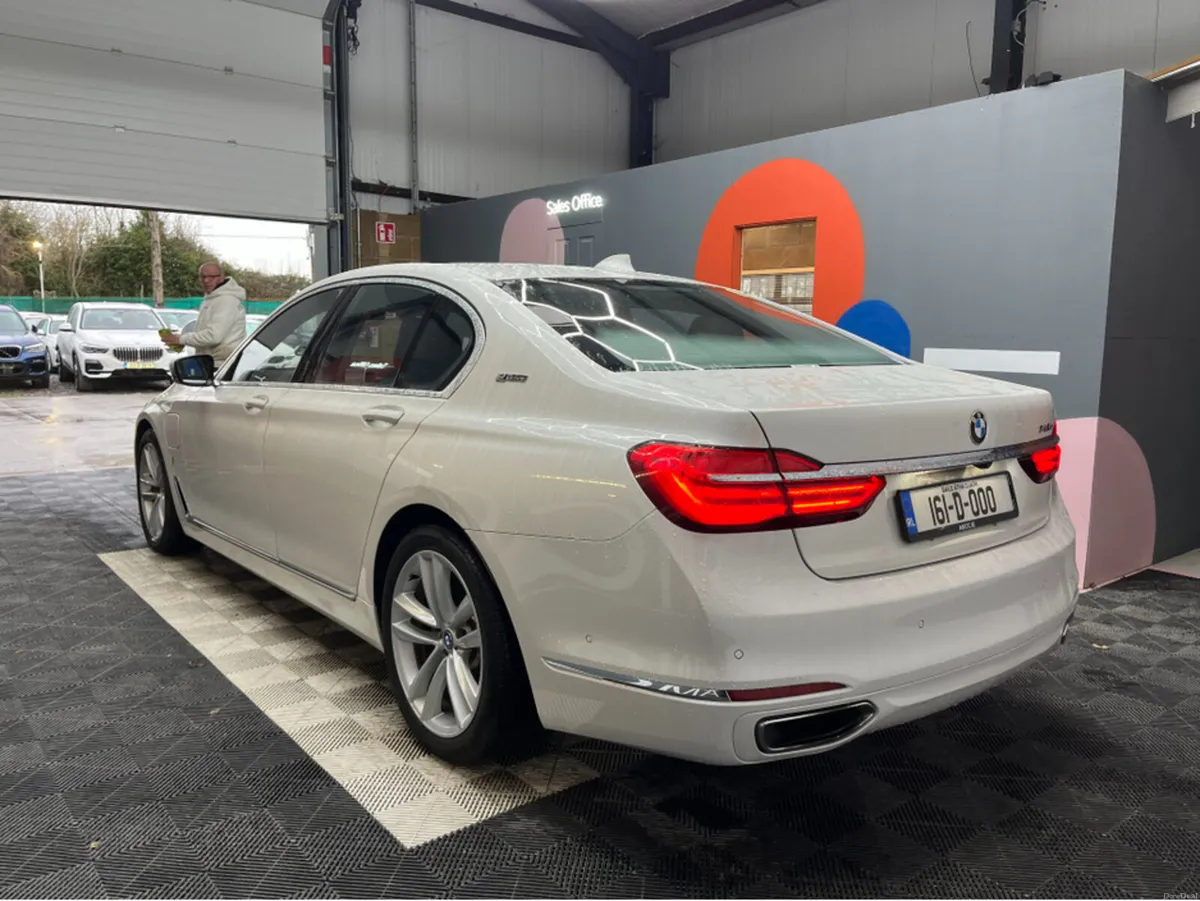 BMW 7-Series ONLY €23950! 2016 BMW 740E iPERFORMAN - Image 4