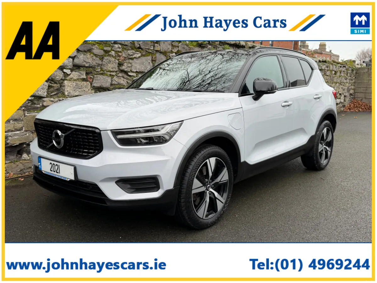 Volvo XC40 R-DESIGN T5 RECHARGE//FULL LEATHER//FUL - Image 1