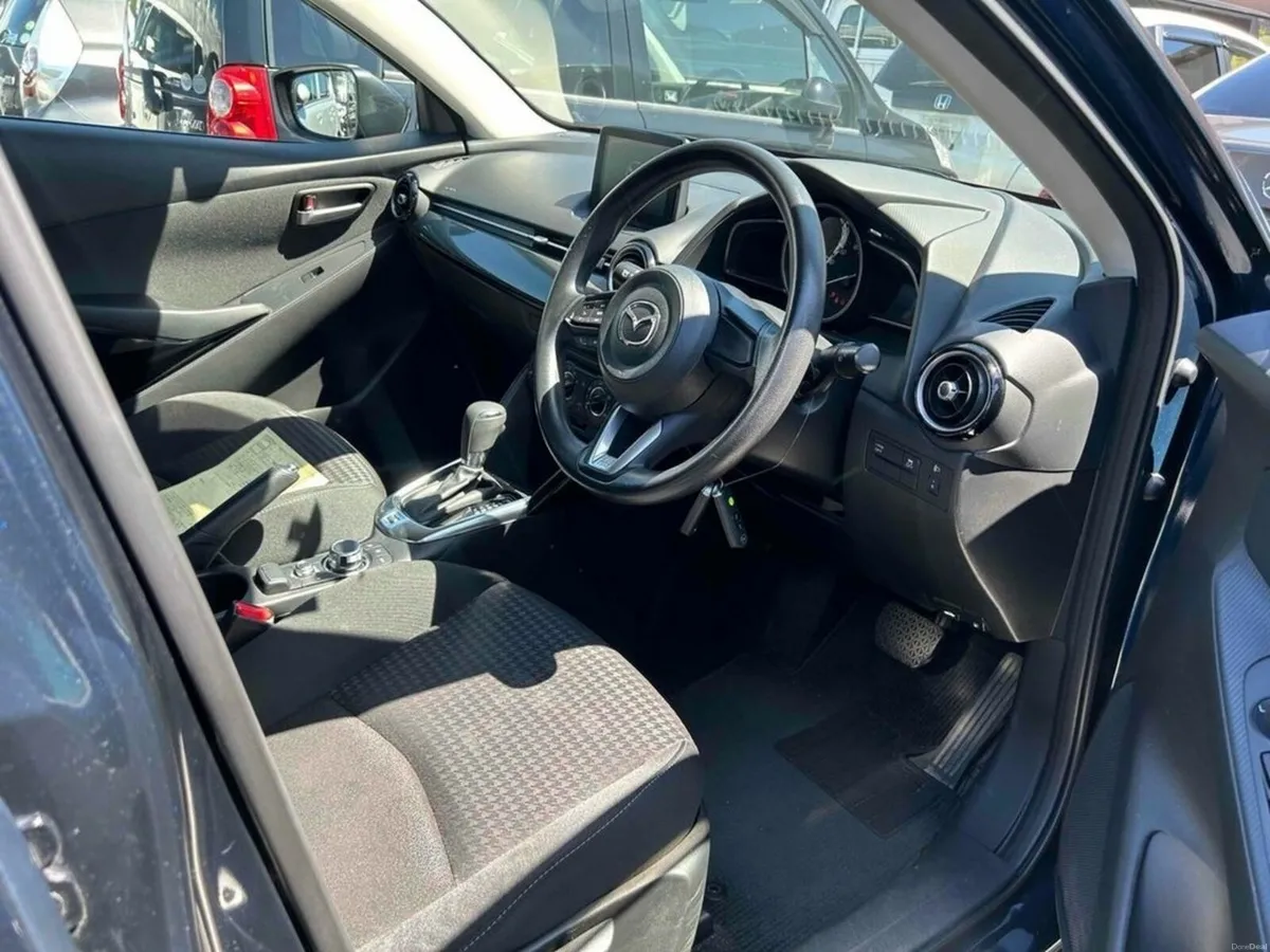 Mazda Demio 1.3 AUTOMATIC - PUSH BUTTON STOP/START - Image 3