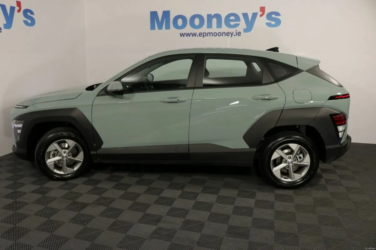 Hyundai KONA Signature 1.0L Petrol Compact SUV - B - Image 6