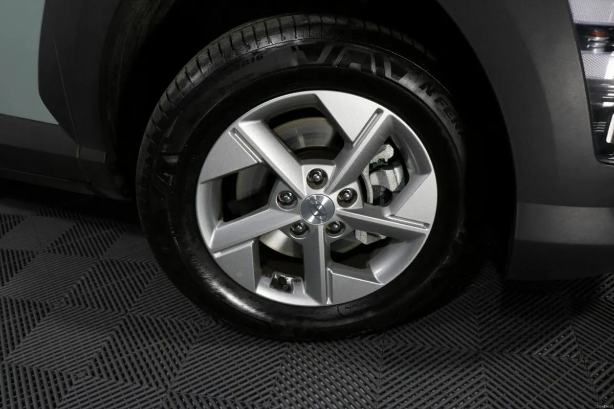 Hyundai KONA Signature 1.0L Petrol Compact SUV - B - Image 4