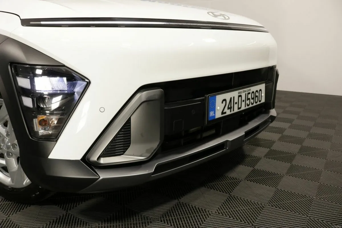 Hyundai KONA ELEGANCE 1.0L PETROL COMPACT SUV - Image 4