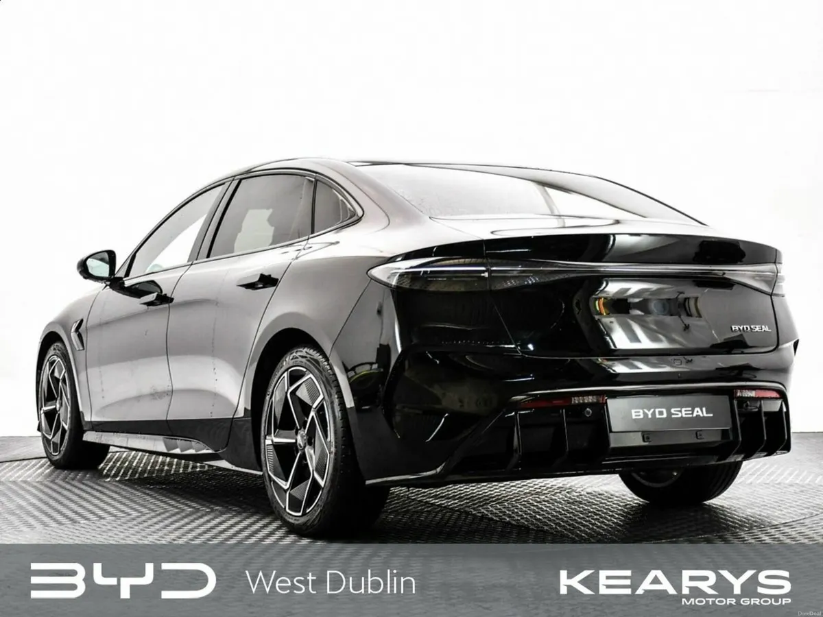 BYD SEAL Order your 261 Seal RWD Design Black toda - Image 4