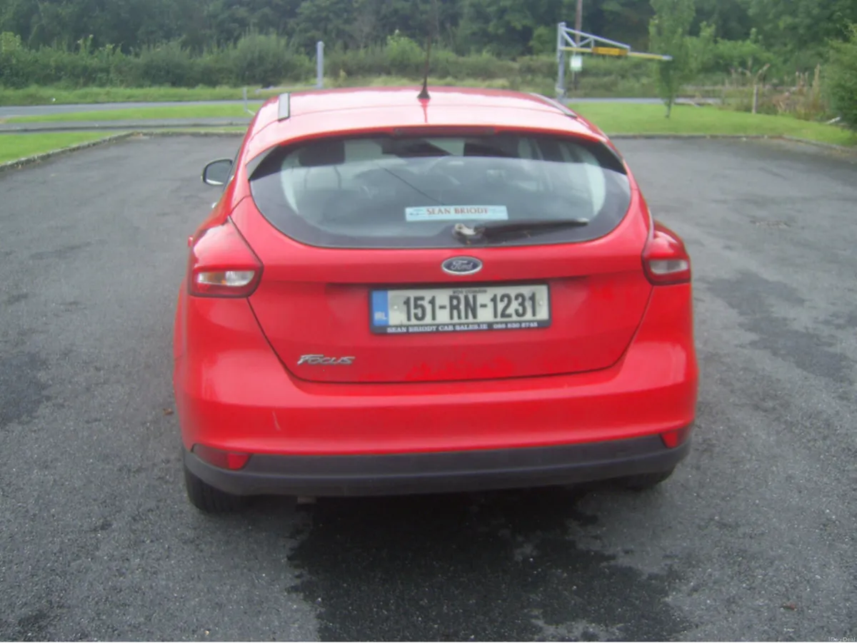 Ford Focus 1.5 TDCI ZETEC 120PS 5DR - Image 3