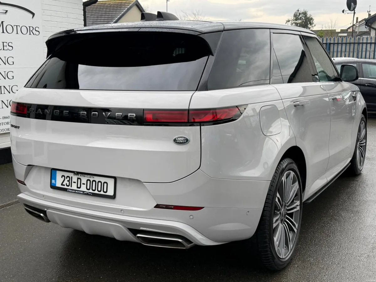 Land Rover Range Rover Sport P440E SE DYNAMIC***NO - Image 4