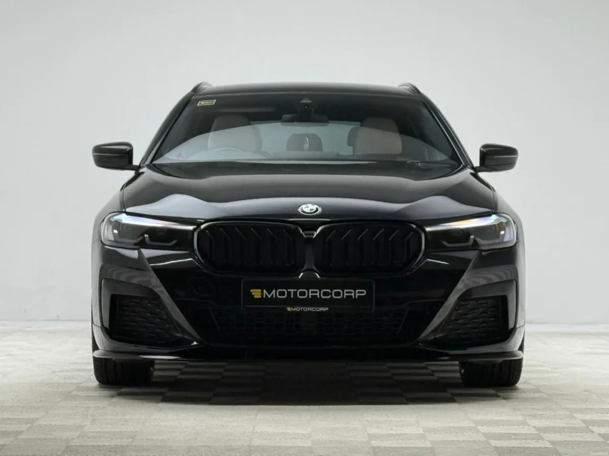 BMW 5-Series 530E M SPORT - Image 2