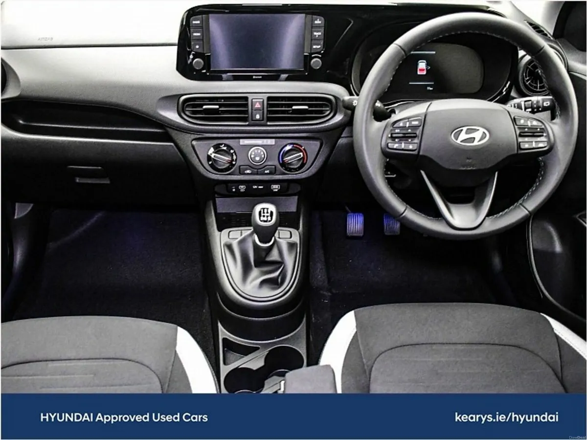 Hyundai i10 Deluxe Plus - Image 4