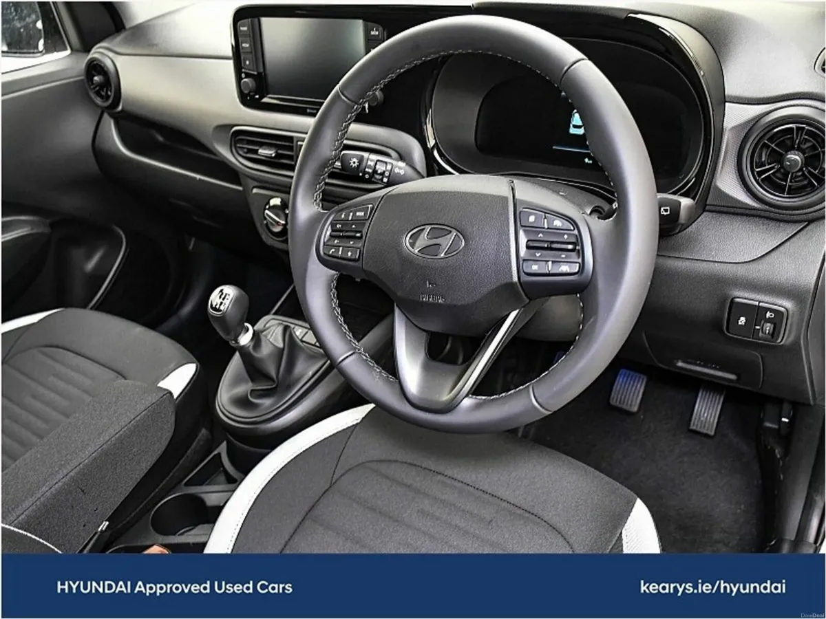 Hyundai i10 Deluxe Plus - Image 6