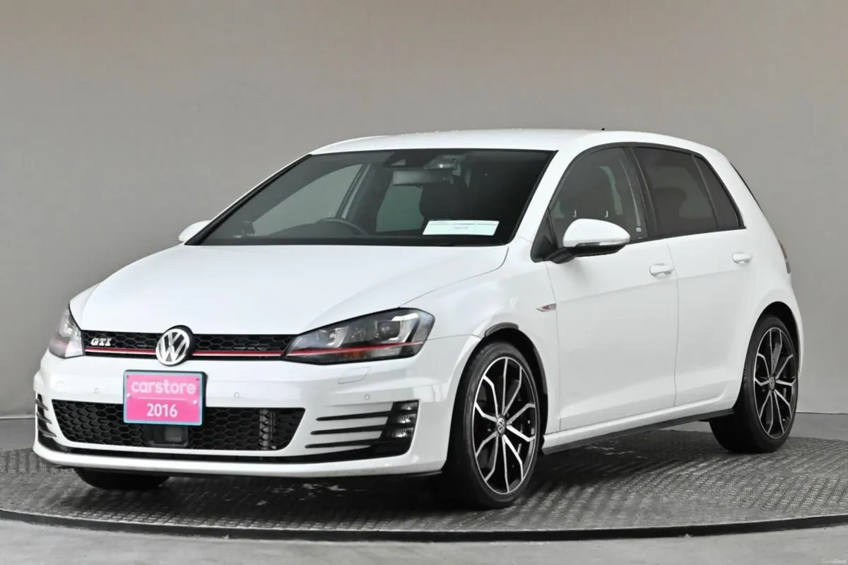 Volkswagen Golf 2.0 GTI DSG MK7**TARTAN CLOTH SEAT - Image 3