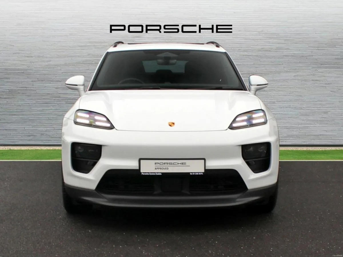 Porsche Macan 4 Electric - Image 6