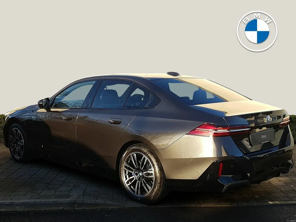 BMW 5-Series 530e M Sport Saloon - Image 2