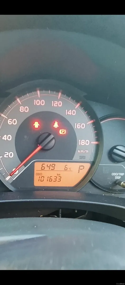 Toyota Vitz 2015 - Image 3