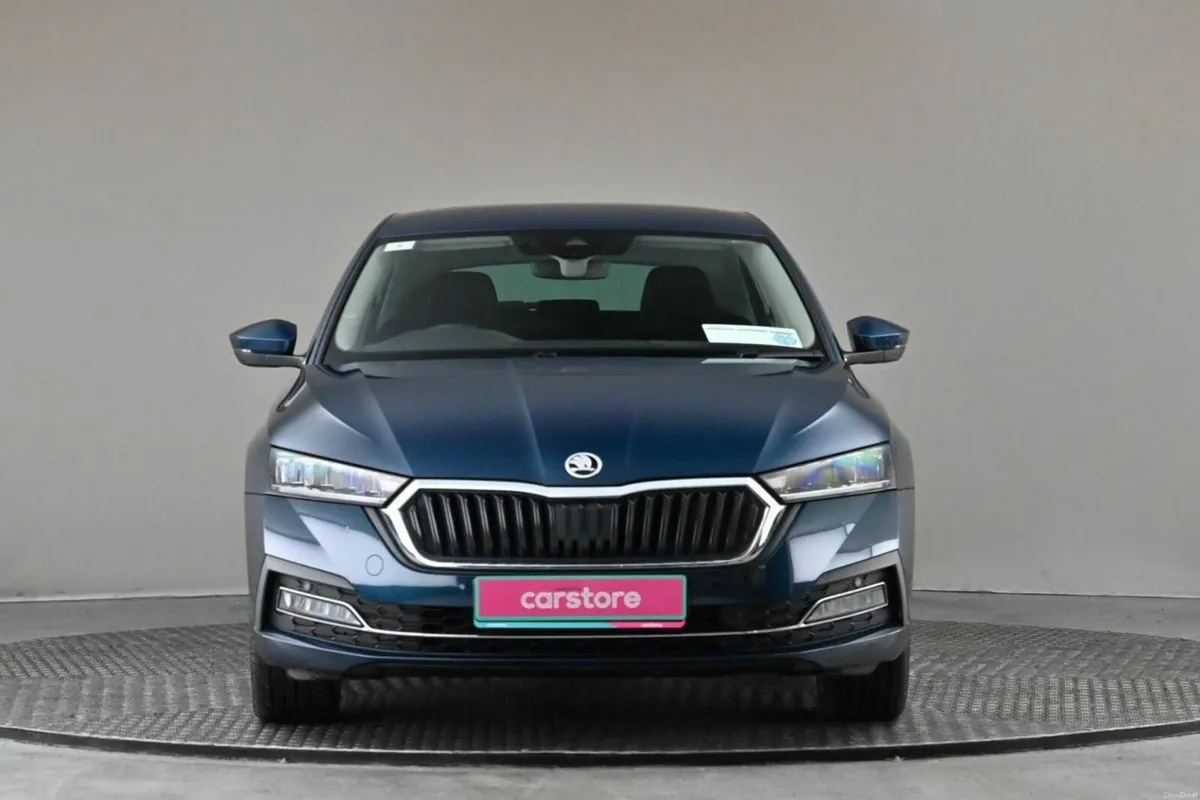Skoda Octavia 2.0 TDI STYLE 115BHP DSG - Image 2