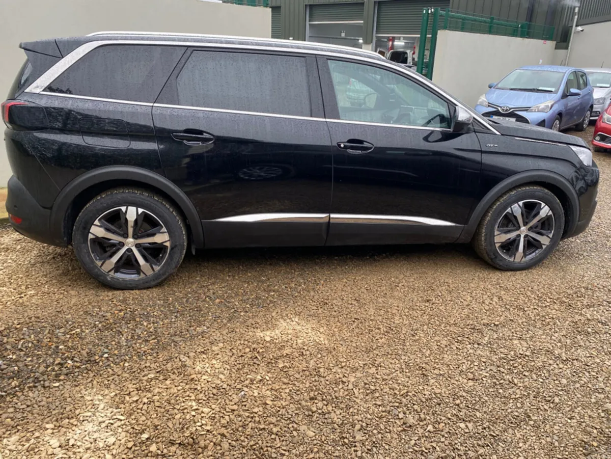 Peugeot 5008 2.0hdi auto gt line - Image 4