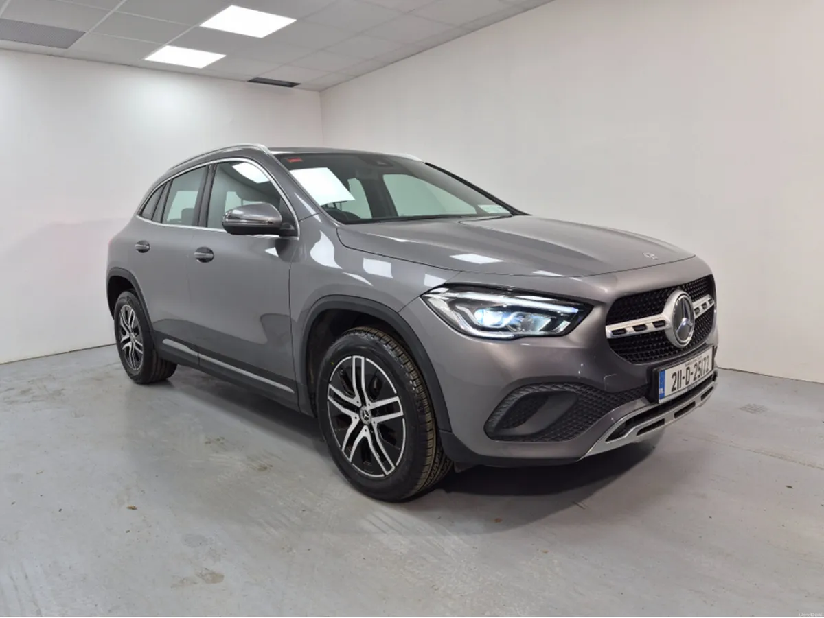 Mercedes-Benz GLA 220 D 5DR AUTO - Image 3