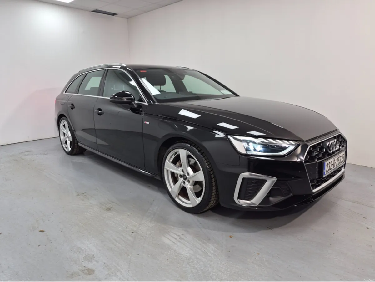 Audi A4 A 40 TDI 204BHP Q S S-TRONIC LINE - Image 3