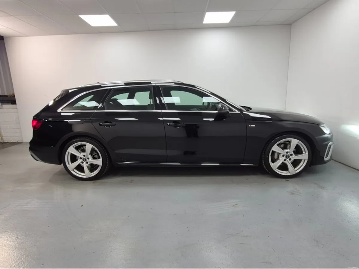Audi A4 A 40 TDI 204BHP Q S S-TRONIC LINE - Image 4