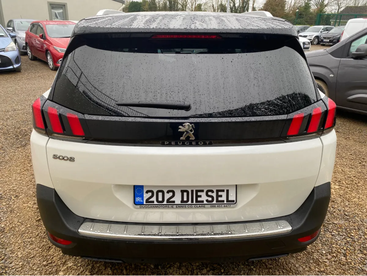 Peugeot 5008 2.0 HDI CROSS CITY  AUTO - Image 6