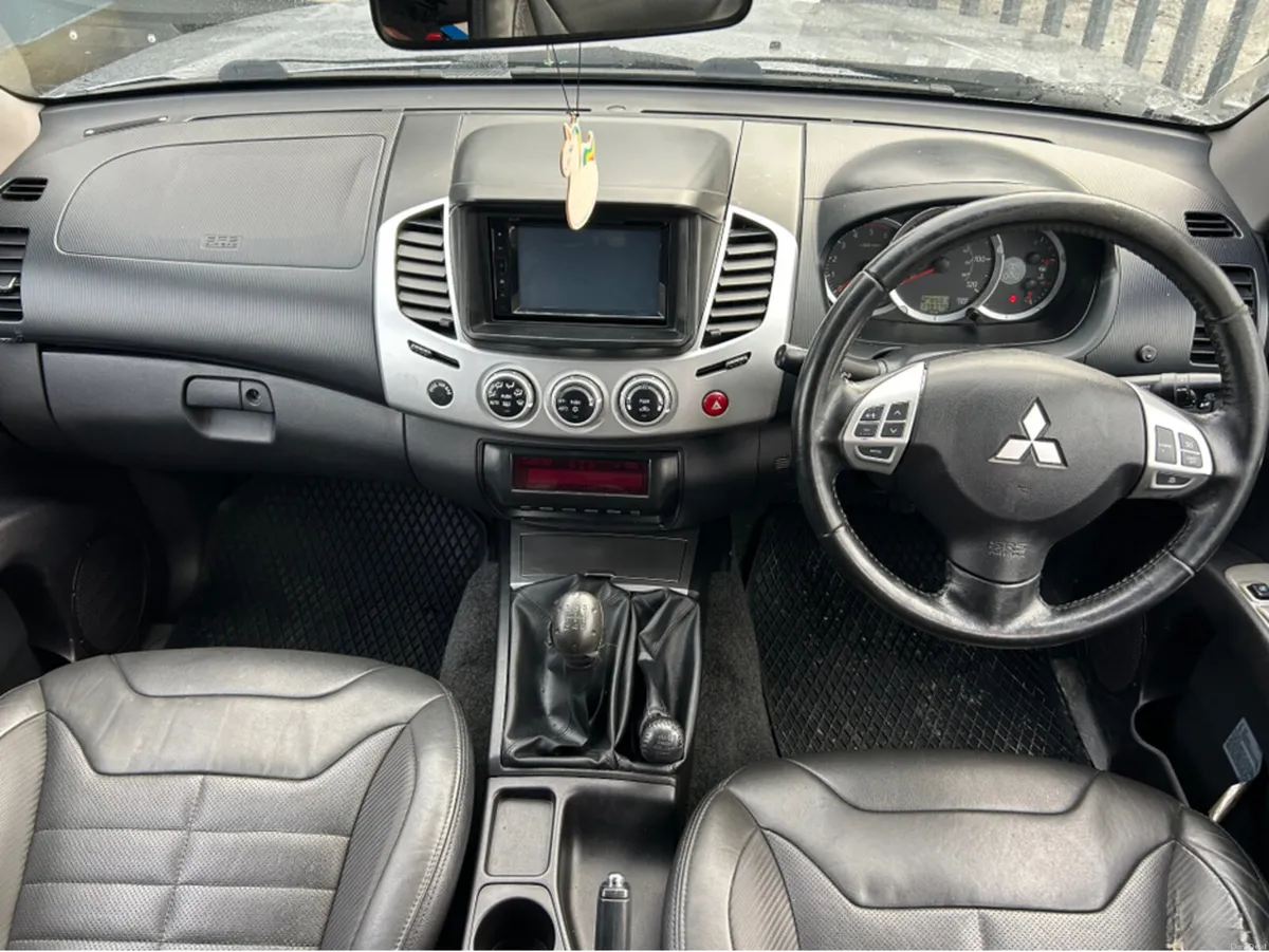 Mitsubishi L200 DID D/CAB BARBARIAN LB 4 TROJAN D/ - Image 2