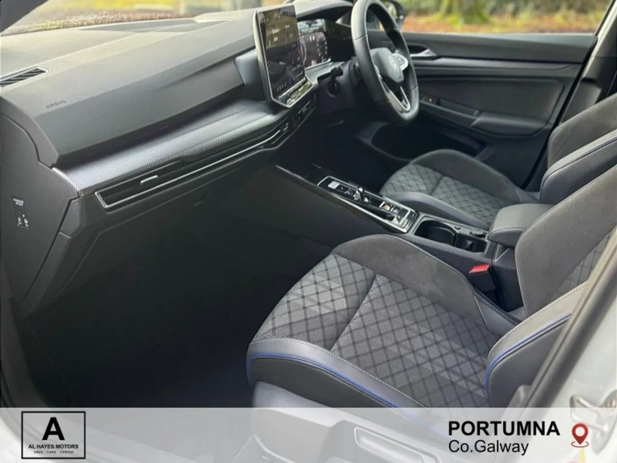 Volkswagen Golf AUTOMATIC R-LINE 2.0 TDI 150BHP DS - Image 4