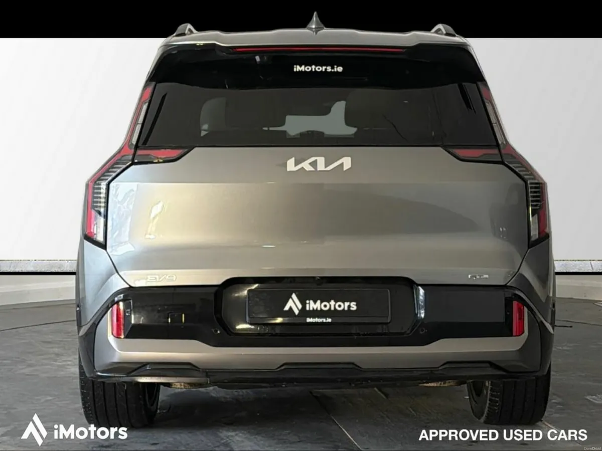 Kia EV9 (242) GT Line 6 SEATER AWD 5DR Auto - Image 4