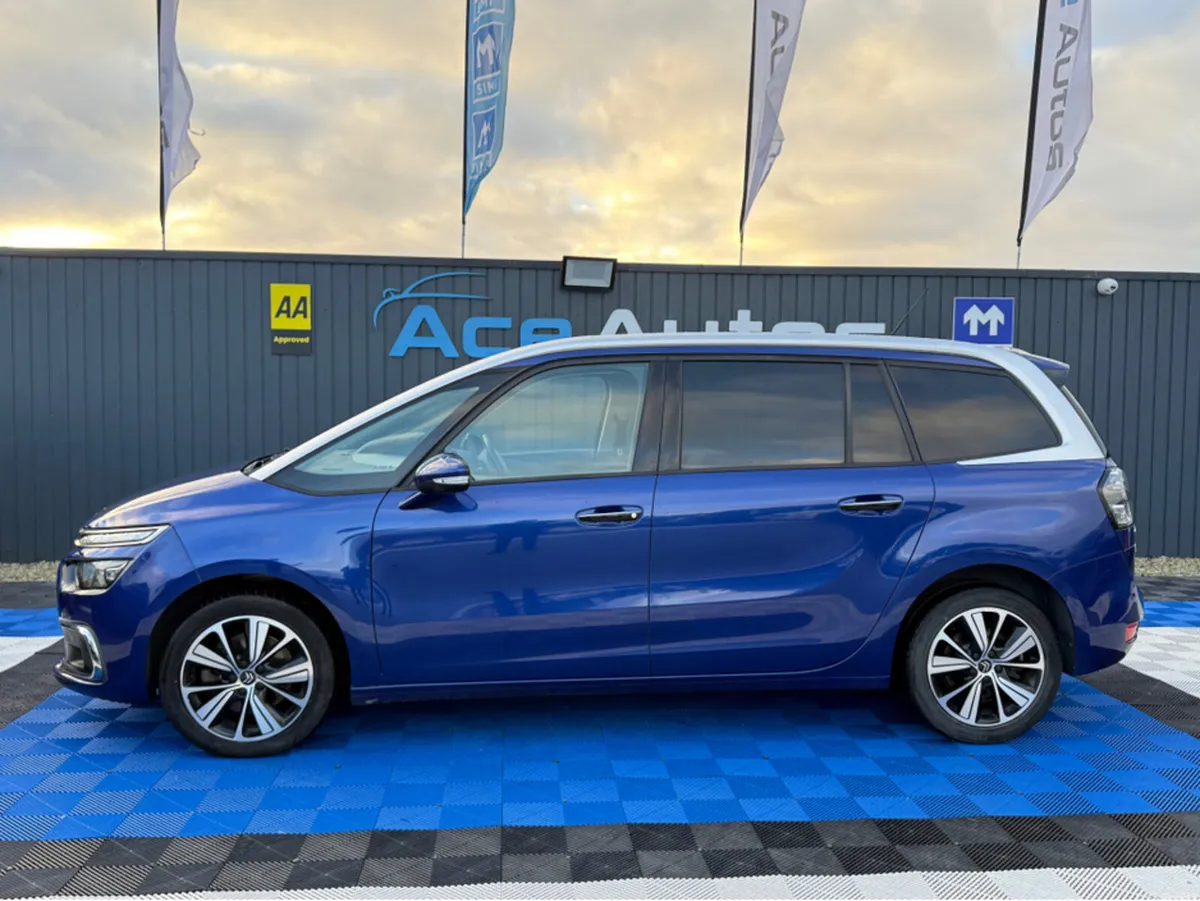 Citroen Grand C4 Picasso EXCLUSIVE - 1.6 PETROL - - Image 4