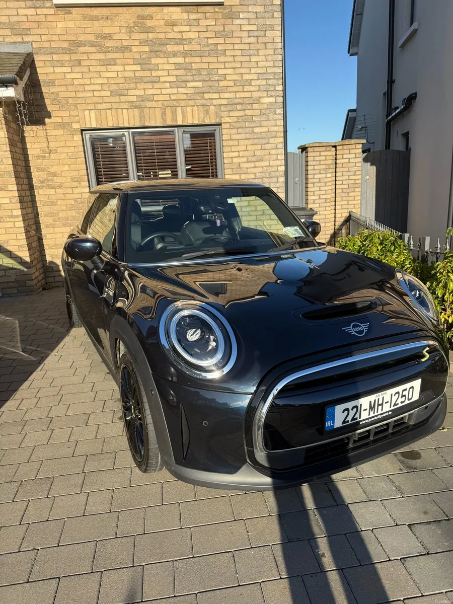 Mini Cooper Sport Electric Level 3 - Image 1