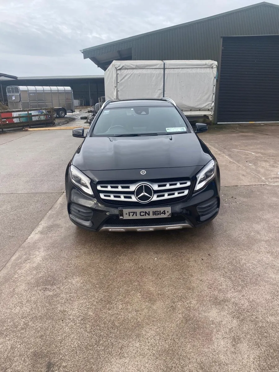 Mercades GLA - Image 1