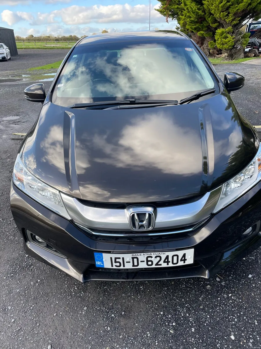 Honda Grace 1.5 Hybrid Saloon - Image 2
