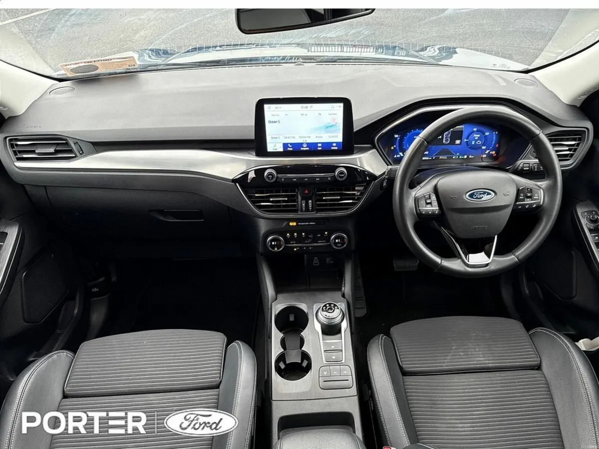 Ford Kuga 2.5PHEV TITANIUM 225PS - Image 3