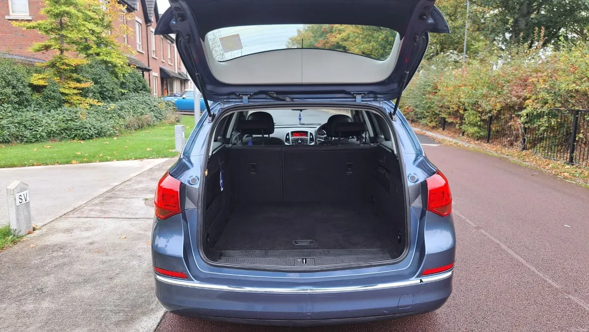 Astra 2015 1.6 diesel facelift fresh nct low milag - Image 4