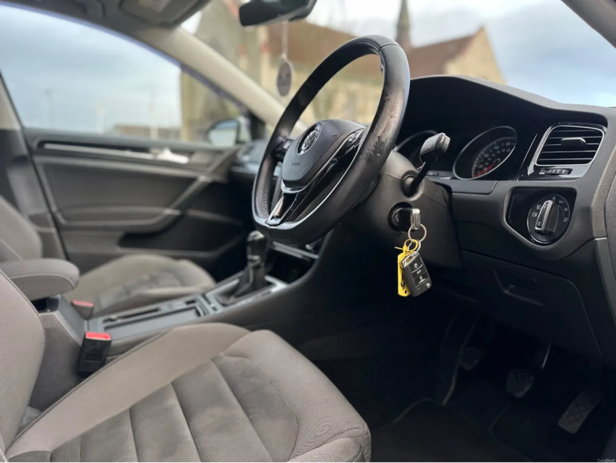 Volkswagen Golf 1.6 TDI GT BLUEMOTION 115PS 5DR - Image 2