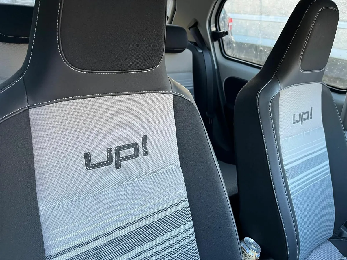 Volkswagen up! 2014 - Image 4