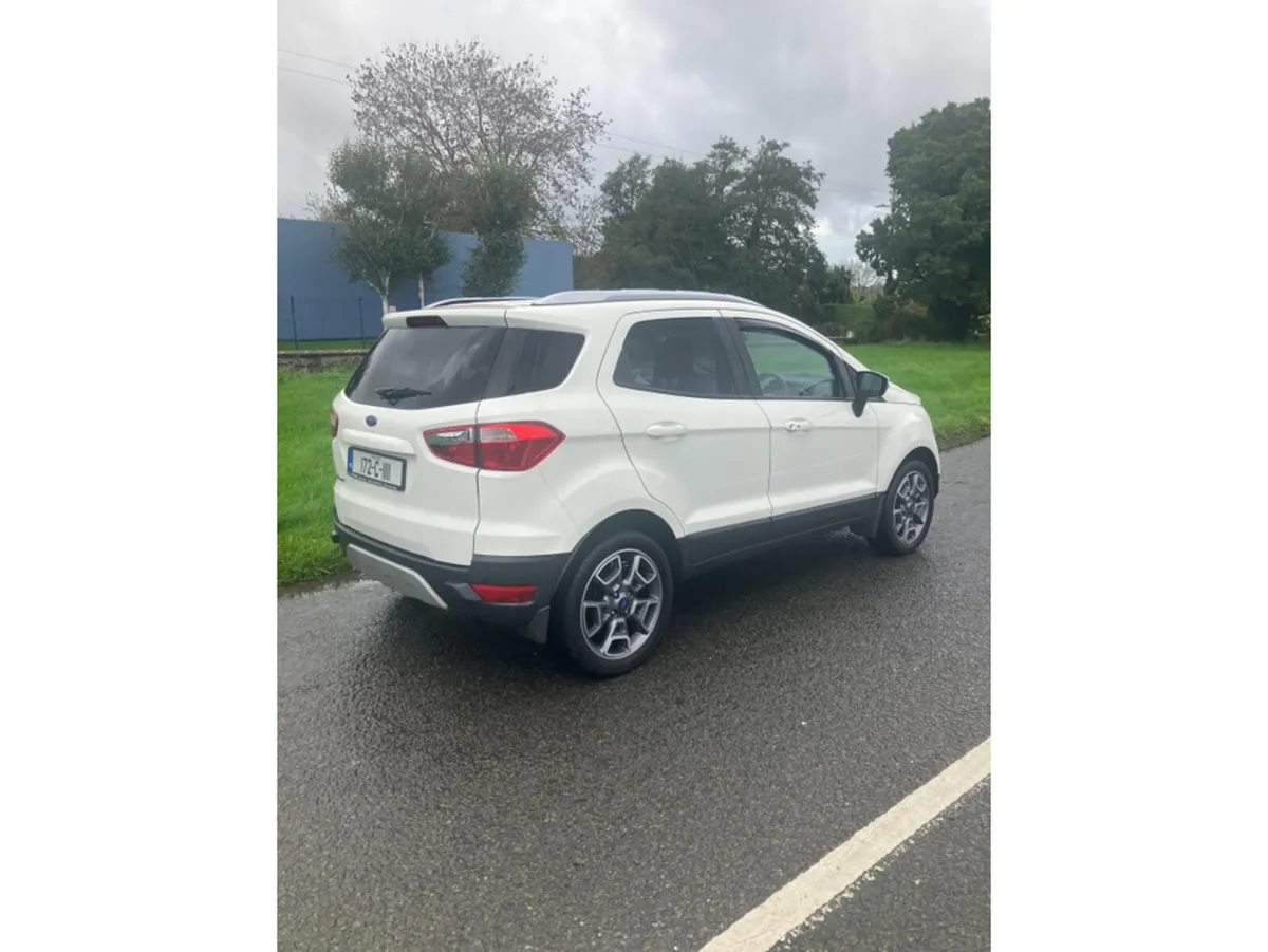 Ford EcoSport TITANIUM 1.5 TDCI 95PS M5 4DR - Image 4