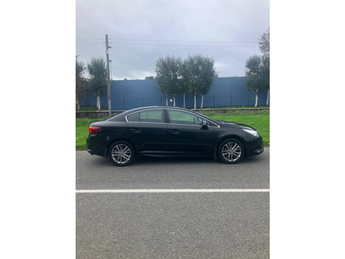 Toyota Avensis 1.6 D LUNA 4DR - Image 4