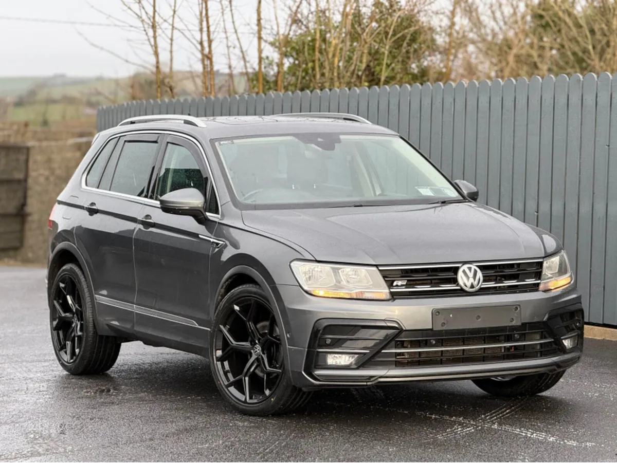Volkswagen Tiguan 2019 Volkswagen Tiguan R-Line - Image 1