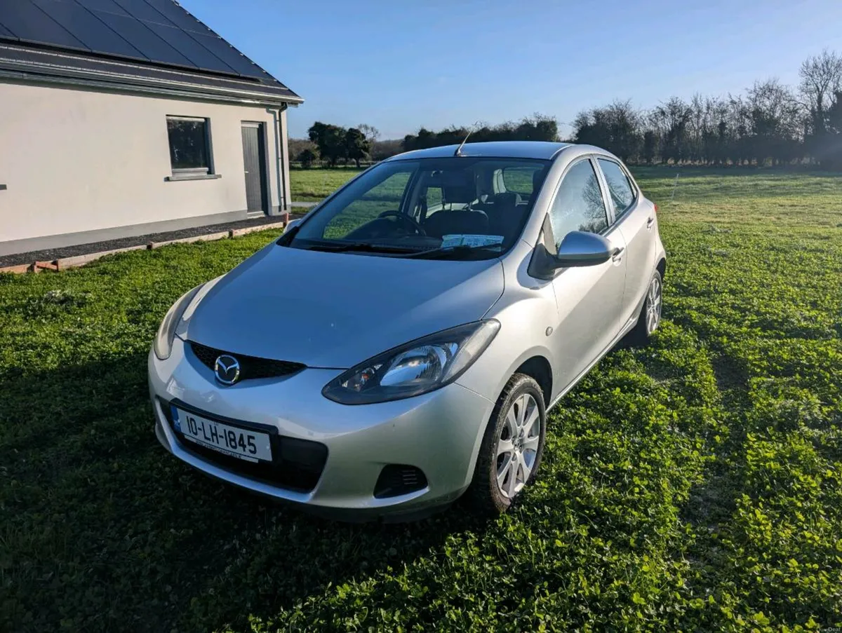 Mazda 2 2010 - Image 1