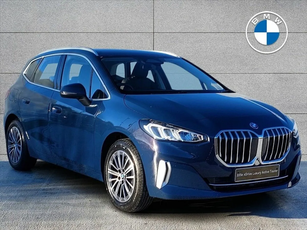 BMW 2-Series 225e Luxury Active Tourer - Image 1