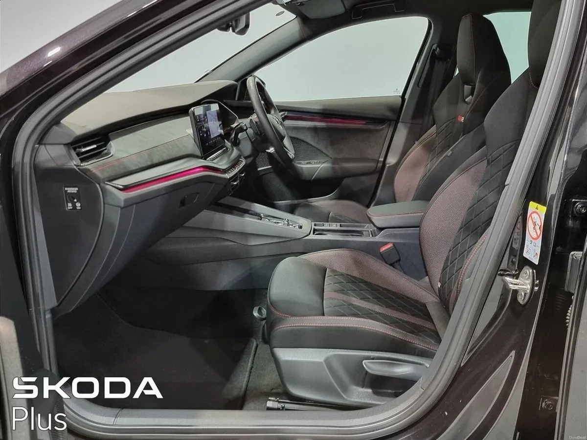 Skoda Octavia ** COMBI RS ** 2.0TDI ** 200 HP ** D - Image 4